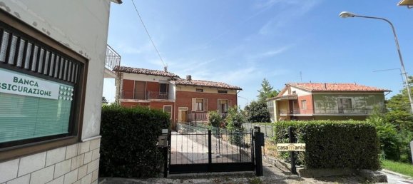 4 Schlafzimmer Wohnung in Serra Sant'Abbondio, Italy, Nr. 78824 27