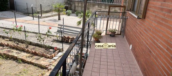 4 Schlafzimmer Wohnung in Serra Sant'Abbondio, Italy, Nr. 78824 14