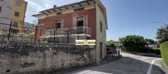 4 Schlafzimmer Wohnung in Serra Sant'Abbondio, Italy, Nr. 78824 31