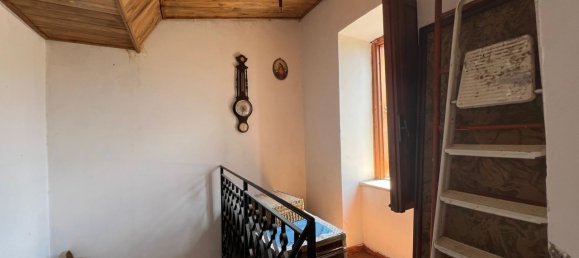 3 rooms Apartment in Vico nel Lazio, Italy No. 158617 9