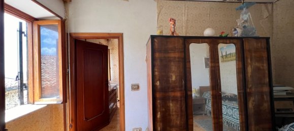 3 rooms Apartment in Vico nel Lazio, Italy No. 158617 7