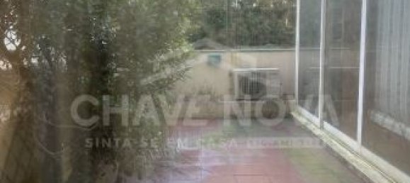 3 bedrooms Apartment in Porto, Portugal No. 51665 8