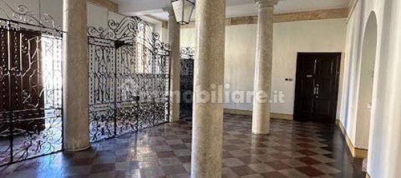 2 غرف نوم شقة في Mantua, Italy رقم 244269 9