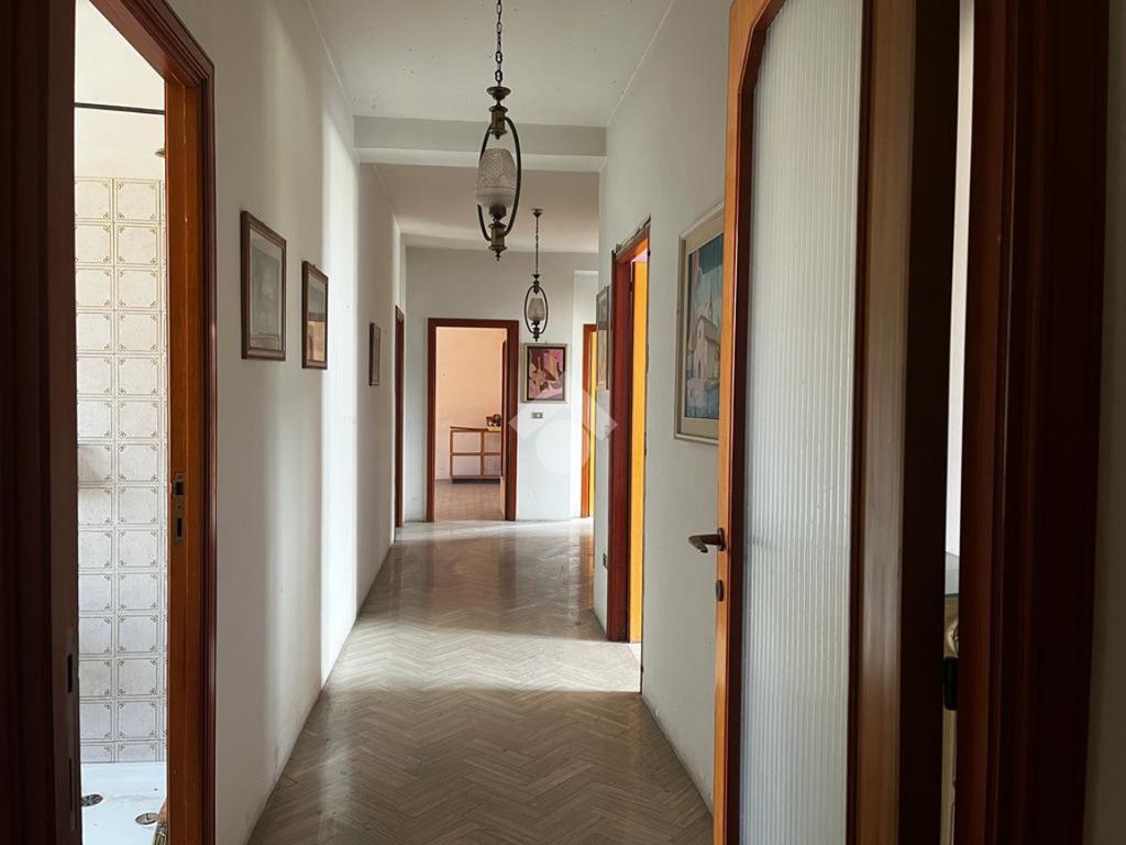 Apartamento T5 em Castelliri, Italy N.º 381034