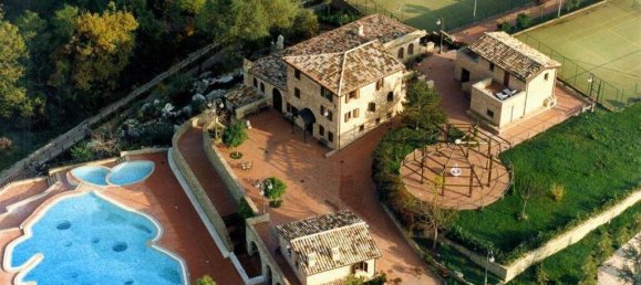 46 Schlafzimmer Hotel in Sarnano, Italy, Nr. 81737 7