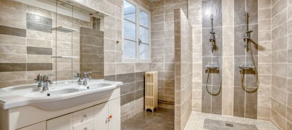 4 bedrooms House in Marmande, France No. 315856 8