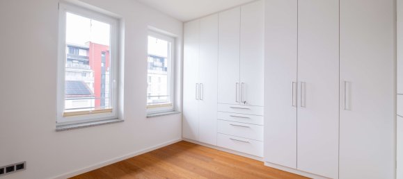 2 bedrooms Penthouse in Altotting, Germany No. 176963 2