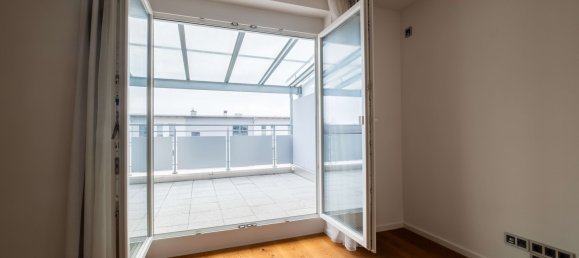 2 bedrooms Penthouse in Altotting, Germany No. 176963 5