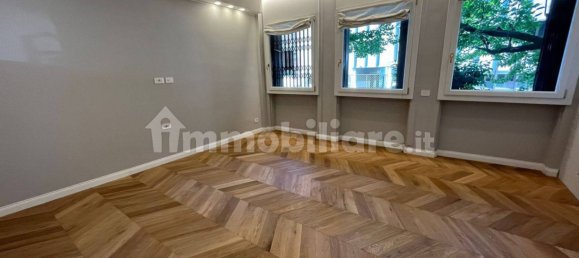 2 bedrooms Apartment in Milan, Italy No. 248884 8