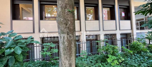 2 bedrooms Apartment in Milan, Italy No. 248884 7