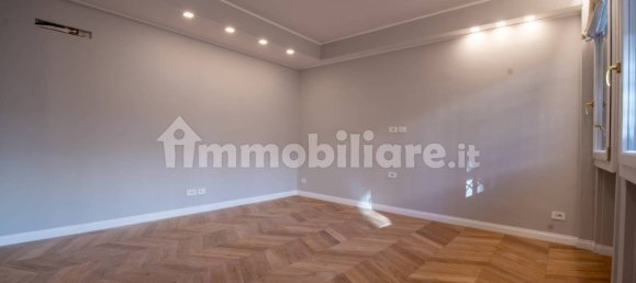 2 bedrooms Apartment in Milan, Italy No. 248884 11