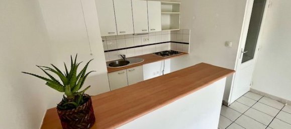 2 bedrooms Apartment in Le Cres, France No. 340613 4