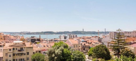 1 bedroom Apartment in Lisbon, Portugal No. 133024 2