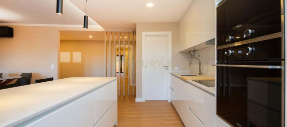 3 bedrooms Apartment in Cascais, Portugal No. 124055 7