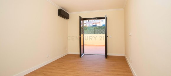 3 bedrooms Apartment in Cascais, Portugal No. 124055 21