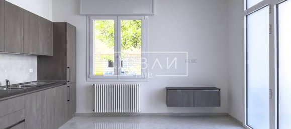 3 bedrooms Apartment in Forlì, Italy No. 112609 2