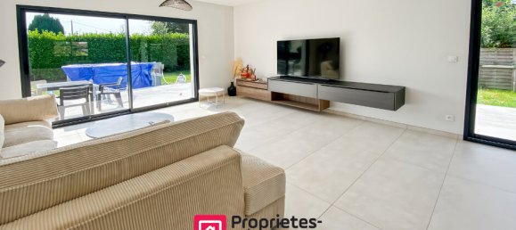 Casa de 3 dormitorios en Le Thuit, France No. 361559 10