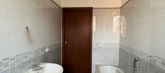 Studio in Giussago, Italy, Nr. 135317 5