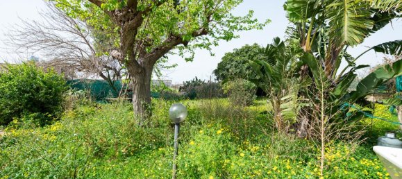 Дом с 5 комнатами в Виттория, Италия № 37283 27