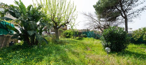 Дом с 5 комнатами в Виттория, Италия № 37283 31