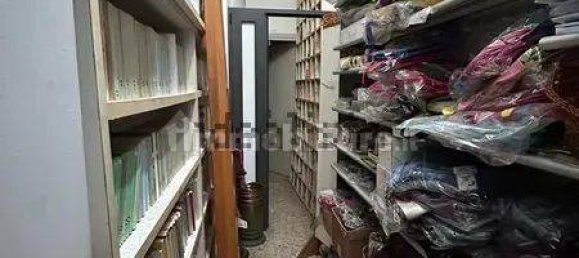 Propiedad comercial de 2 habitaciónes en Rome, Italy No. 350768 4