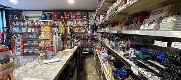 Propiedad comercial de 2 habitaciónes en Rome, Italy No. 350768 9