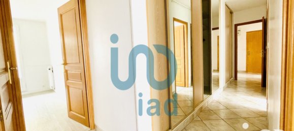 3 bedrooms Apartment in Charleville-Mezieres, France No. 237854 6