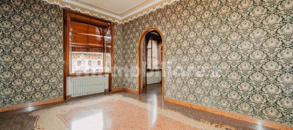 Edificio de 5 habitaciónes en Vigevano, Italy No. 351360 5