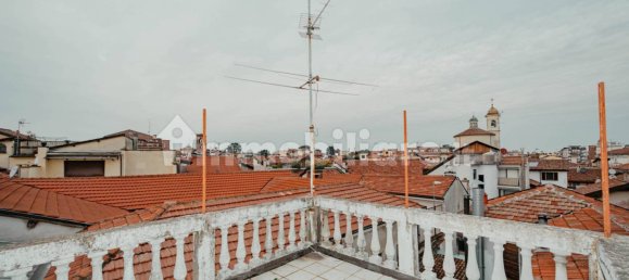 Edificio de 5 habitaciónes en Vigevano, Italy No. 351360 20