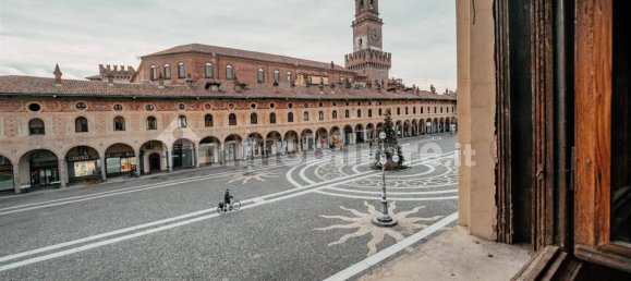 Edificio de 5 habitaciónes en Vigevano, Italy No. 351360 6