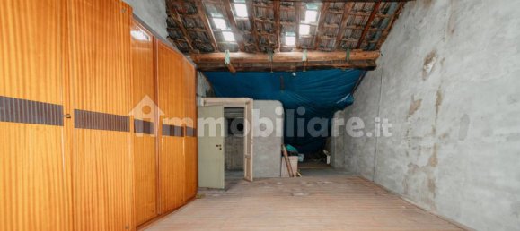 Edificio de 5 habitaciónes en Vigevano, Italy No. 351360 17