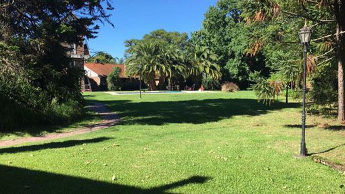  Land in Berazategui, Argentina No. 42367