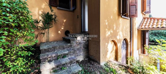 Дом с 5 спальнями в Альсерио, Италия № 115632 23