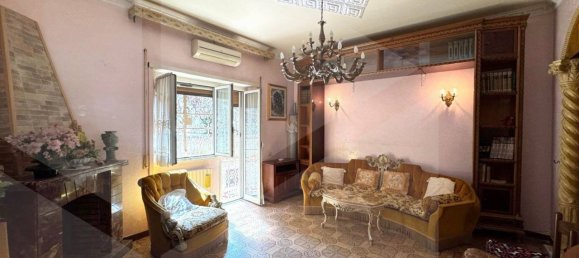4-Zimmer Wohnung in Rome, Italy, Nr. 23673 2