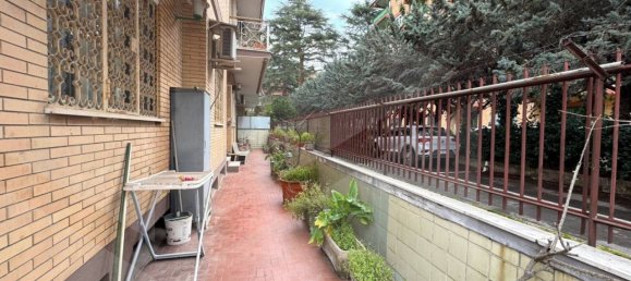 4-Zimmer Wohnung in Rome, Italy, Nr. 23673 26