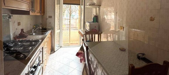 4-Zimmer Wohnung in Rome, Italy, Nr. 23673 8