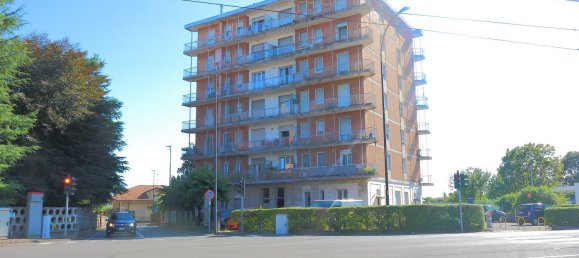 2 rooms Apartment in Limbiate, Italy No. 334541 23