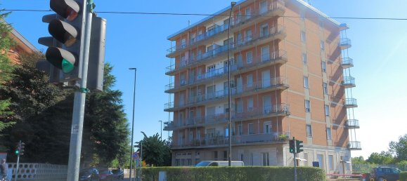 2 rooms Apartment in Limbiate, Italy No. 334541 22