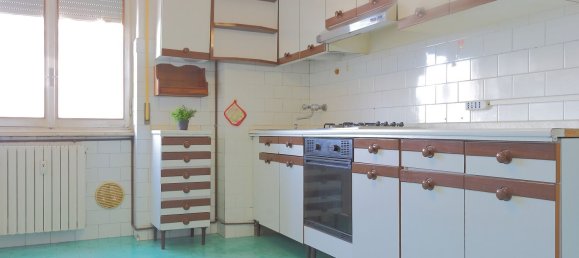 2 rooms Apartment in Limbiate, Italy No. 334541 9
