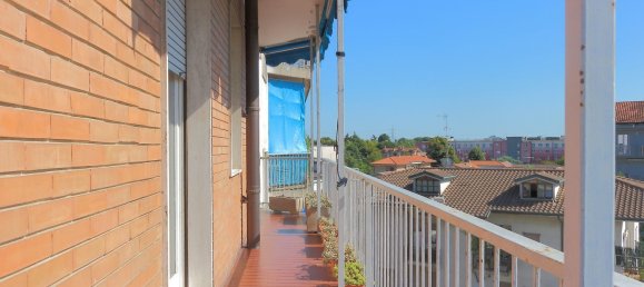 2 rooms Apartment in Limbiate, Italy No. 334541 17