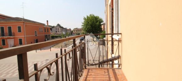 2 chambres Maison à Pegognaga, Italy No. 366520 8