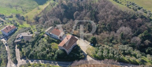 5 bedrooms Villa in Pianezze, Italy No. 68854 7