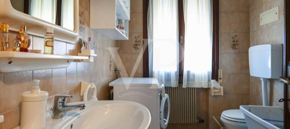 5 bedrooms Villa in Pianezze, Italy No. 68854 15