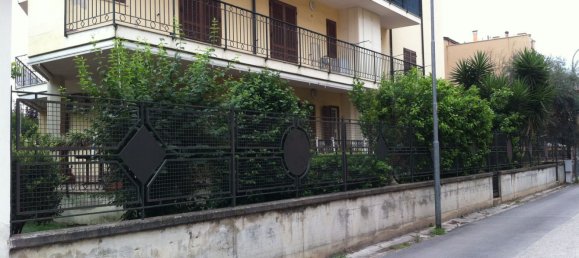 Квартира с 3 комнатами в Сан Никола ла Страда, Италия № 258040 3