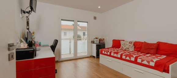 4 Schlafzimmer Haus in Loures, Portugal, Nr. 113014 12