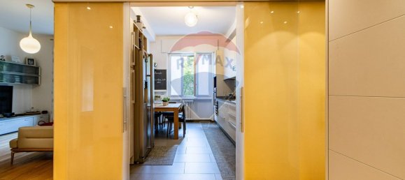 Apartamento de 4 divisões em Sesto San Giovanni, Italy N.º 290077 6
