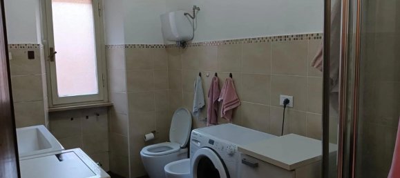 6-salle Appartement à Perugia, Italy No. 136541 13