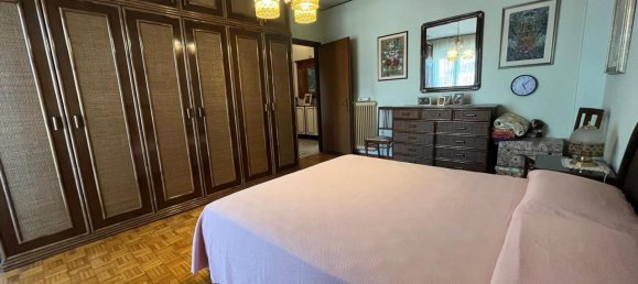 5 rooms Apartment in Padua, Italy No. 38939 12