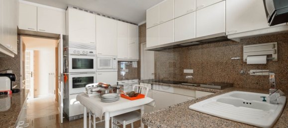 5 bedrooms House in Porto, Portugal No. 119910 11