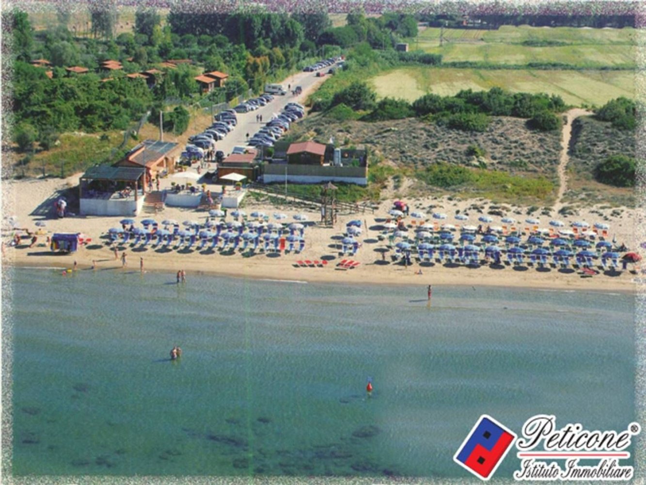 Terreno en Fondi, Italy 47000 m² No. 198908